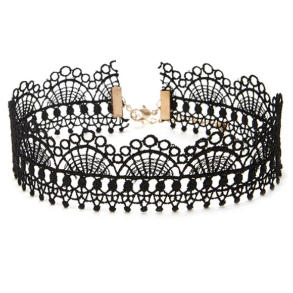 New Black Lace Choker - Picture 2 of 2